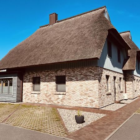 Ferienhaus Finja in Born Exterior foto